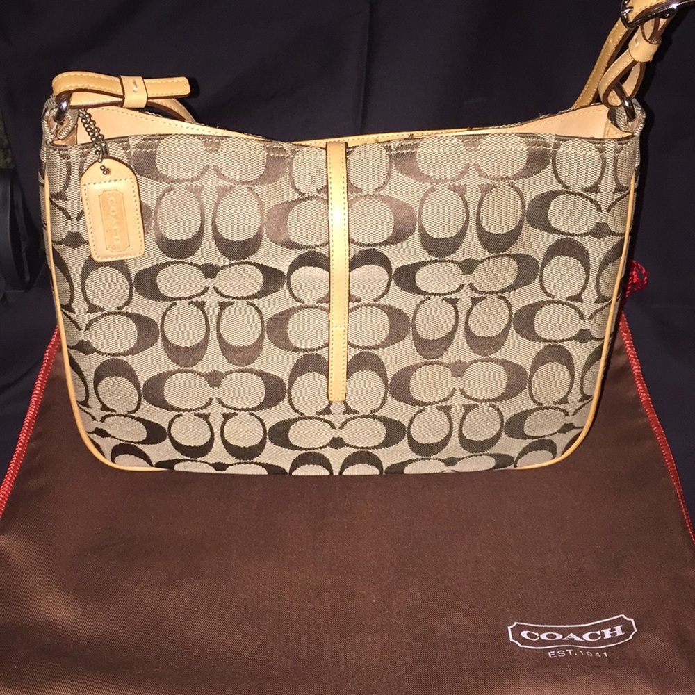 Coach Handbag - Picture 2 of 6